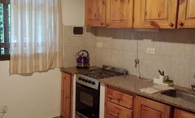 Casa en venta - 3 Dormitorios 2 Baños - Cochera - 141Mts2 - Mar de Cobo