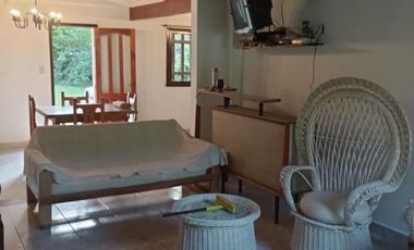 Casa en venta - 3 Dormitorios 2 Baños - Cochera - 141Mts2 - Mar de Cobo