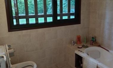 Casa en venta - 3 Dormitorios 2 Baños - Cochera - 141Mts2 - Mar de Cobo