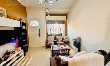 Casa en Luis Guillon a la Venta!!