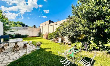 Casa en Luis Guillon a la Venta!!