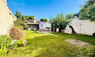 Casa en Luis Guillon a la Venta!!