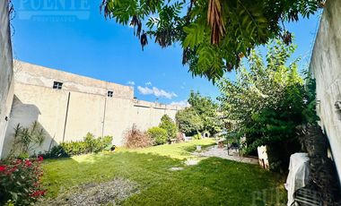 Casa en Luis Guillon a la Venta!!