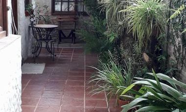 Excelente Casa Interna para dos familias con pileta - Venta Directa - OPORTUNIDAD!!!