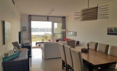 Vila Vela - 3 ambientes con jardín, increíble vista a laguna y 2 cocheras fijas