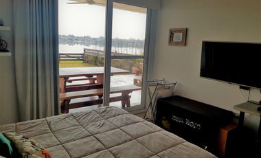 Vila Vela - 3 ambientes con jardín, increíble vista a laguna y 2 cocheras fijas