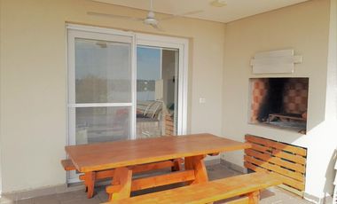 Vila Vela - 3 ambientes con jardín, increíble vista a laguna y 2 cocheras fijas