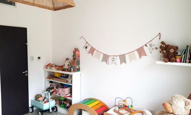 Vila Vela - 3 ambientes con jardín, increíble vista a laguna y 2 cocheras fijas