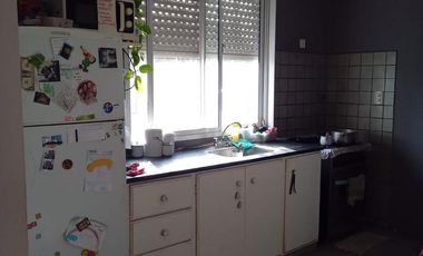 CASA EN VENTA 3AMB - CALLE MAR CHIQUITA Y NECOCHEA  - LOBOS -  APTO CREDITO