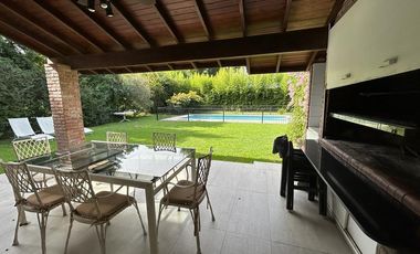 Casa de 4 dorm. muy luminosa, instalada y con muebles