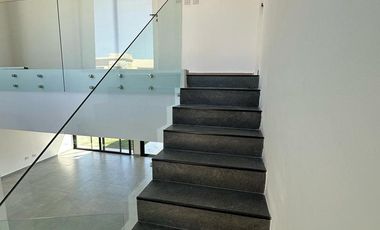 CASA A ESTRENAR 5AMB - C/ PILETA - LAGOS DE CANNING 1