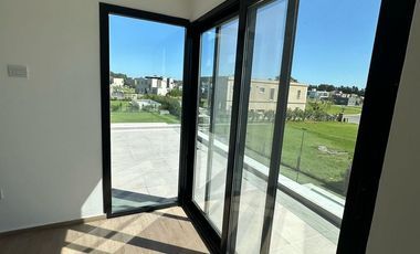 CASA A ESTRENAR 5AMB - C/ PILETA - LAGOS DE CANNING 1