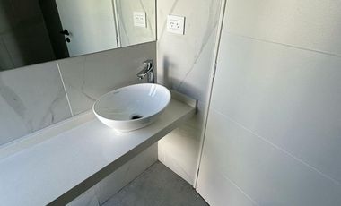 CASA A ESTRENAR 5AMB - C/ PILETA - LAGOS DE CANNING 1