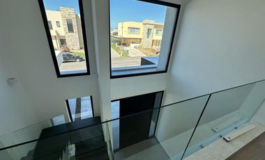 CASA A ESTRENAR 5AMB - C/ PILETA - LAGOS DE CANNING 1