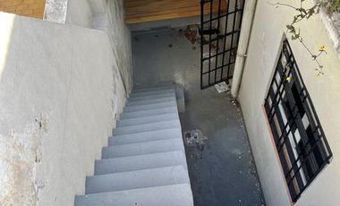 Único PH con 2 patios y terraza - Centro Escalada a 3 cds del FCGR y la Avda - Vta Directa!!!