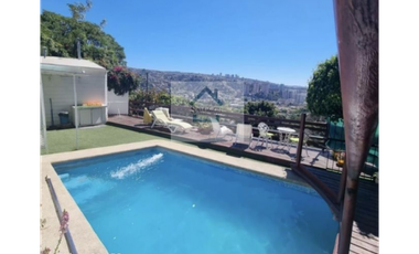 VIÑA DEL MAR - MIRAFLORES BAJO - CASA EN VENTA - 6D 5B 3E