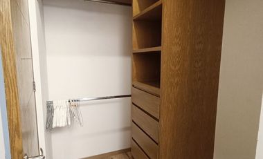 Casa en venta en La Fresna a 200 mts de Galerías Sta Anita