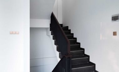 Raya Dukuh Kupang Timur dekat Ciputra World