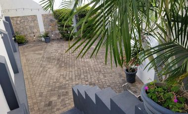 CASA EN VENTA COTO ALTAMIRA, ZAPOPAN