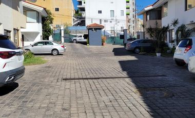 CASA EN VENTA COTO ALTAMIRA, ZAPOPAN