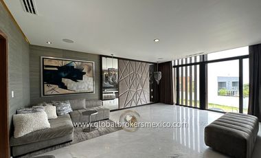 Lujosa Casa Amueblada en Coto Villa Verona, Zapopan, Jalisco