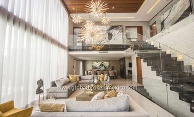 Lujosa Casa Amueblada en Coto Villa Verona, Zapopan, Jalisco