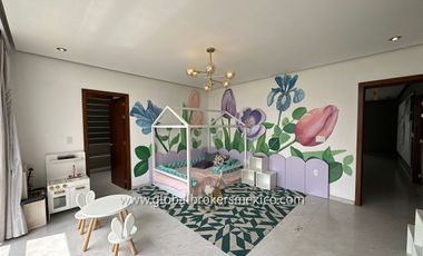 Lujosa Casa Amueblada en Coto Villa Verona, Zapopan, Jalisco