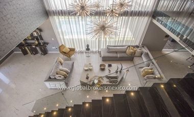 Lujosa Casa Amueblada en Coto Villa Verona, Zapopan, Jalisco