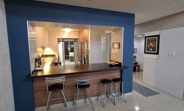 VENTA RESIDENCIA CON CARRIL DE NADO Y LUJOS RENOVADO EN CIUDAD DEL SOL