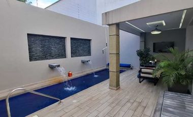 VENTA RESIDENCIA CON CARRIL DE NADO Y LUJOS RENOVADO EN CIUDAD DEL SOL