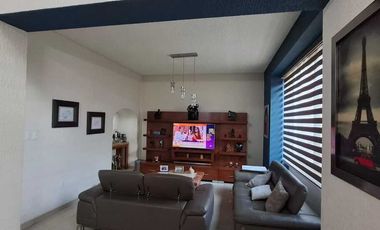 VENTA RESIDENCIA CON CARRIL DE NADO Y LUJOS RENOVADO EN CIUDAD DEL SOL