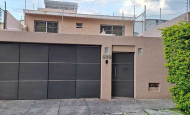 VENTA RESIDENCIA CON CARRIL DE NADO Y LUJOS RENOVADO EN CIUDAD DEL SOL