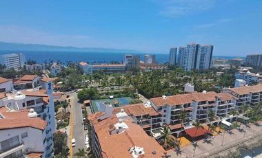 Departamento en Venta en Puerto Vallarta Torre Nautico en la Marina Vallarta