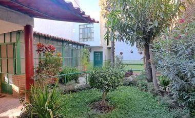 Casa - Edificio en Venta en Santa Lucia, Zapopan