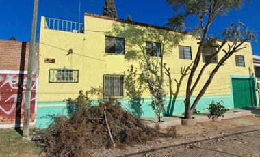 Casa - Edificio en Venta en Santa Lucia, Zapopan