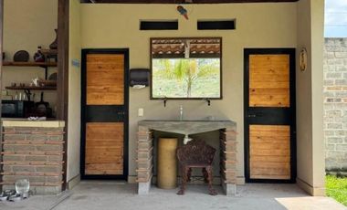 Terreno en Venta con Terraza y Huerta de Aguacates en Tlajomulco de Zuñiga, Jal