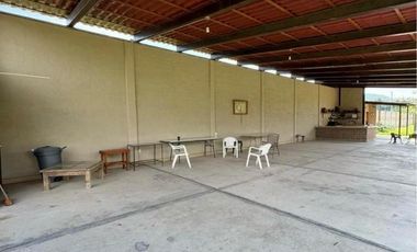 Terreno en Venta con Terraza y Huerta de Aguacates en Tlajomulco de Zuñiga, Jal