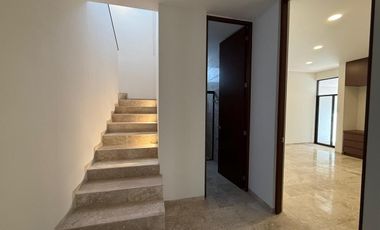 RESIDENCIAS NUEVAS EN VENTA Y RENTA AL NORTE DE MÉRIDA CERCA DE PLAZA LA ISLA