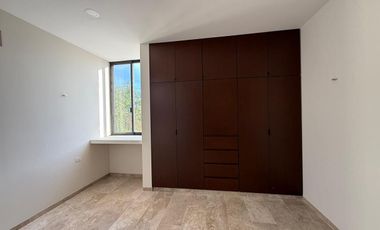 RESIDENCIAS NUEVAS EN VENTA Y RENTA AL NORTE DE MÉRIDA CERCA DE PLAZA LA ISLA