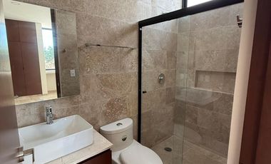 RESIDENCIAS NUEVAS EN VENTA Y RENTA AL NORTE DE MÉRIDA CERCA DE PLAZA LA ISLA