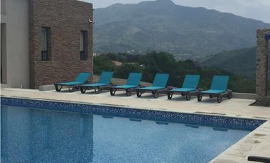 VENTA ESPECTACULAR CASAQUINTA VILLETA CONJUNTO COLINAS DE PAYANDÉ