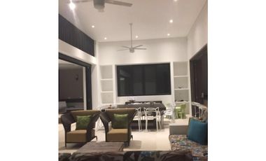 VENTA ESPECTACULAR CASAQUINTA VILLETA CONJUNTO COLINAS DE PAYANDÉ