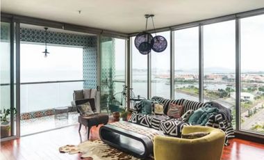 Venta de apartamento en Avenida Balboa (Rivage) GTA