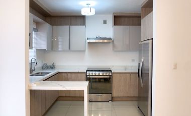 CASA AMUEBLADA RENTA FRACC. ARBOREA SECTOR LINNEO CUMBRES