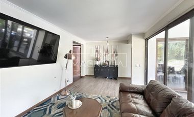 Casa en Arriendo en AV CHAMISERO