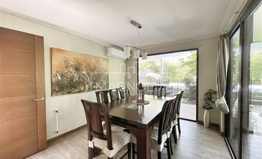 Casa en Arriendo en AV CHAMISERO