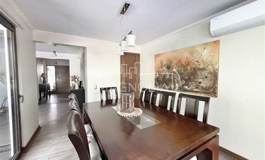 Casa en Arriendo en AV CHAMISERO