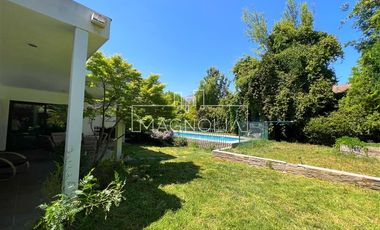 Casa en Arriendo en AV CHAMISERO