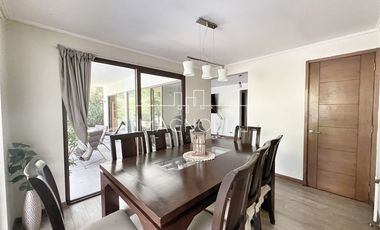 Casa en Arriendo en AV CHAMISERO