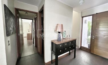 Casa en Arriendo en AV CHAMISERO